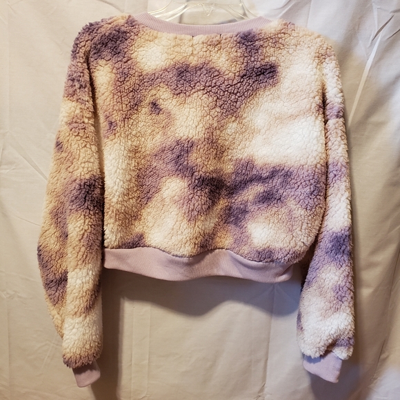 Soft and cozy cropped tie dyed sweater size L - Picture 6 of 6